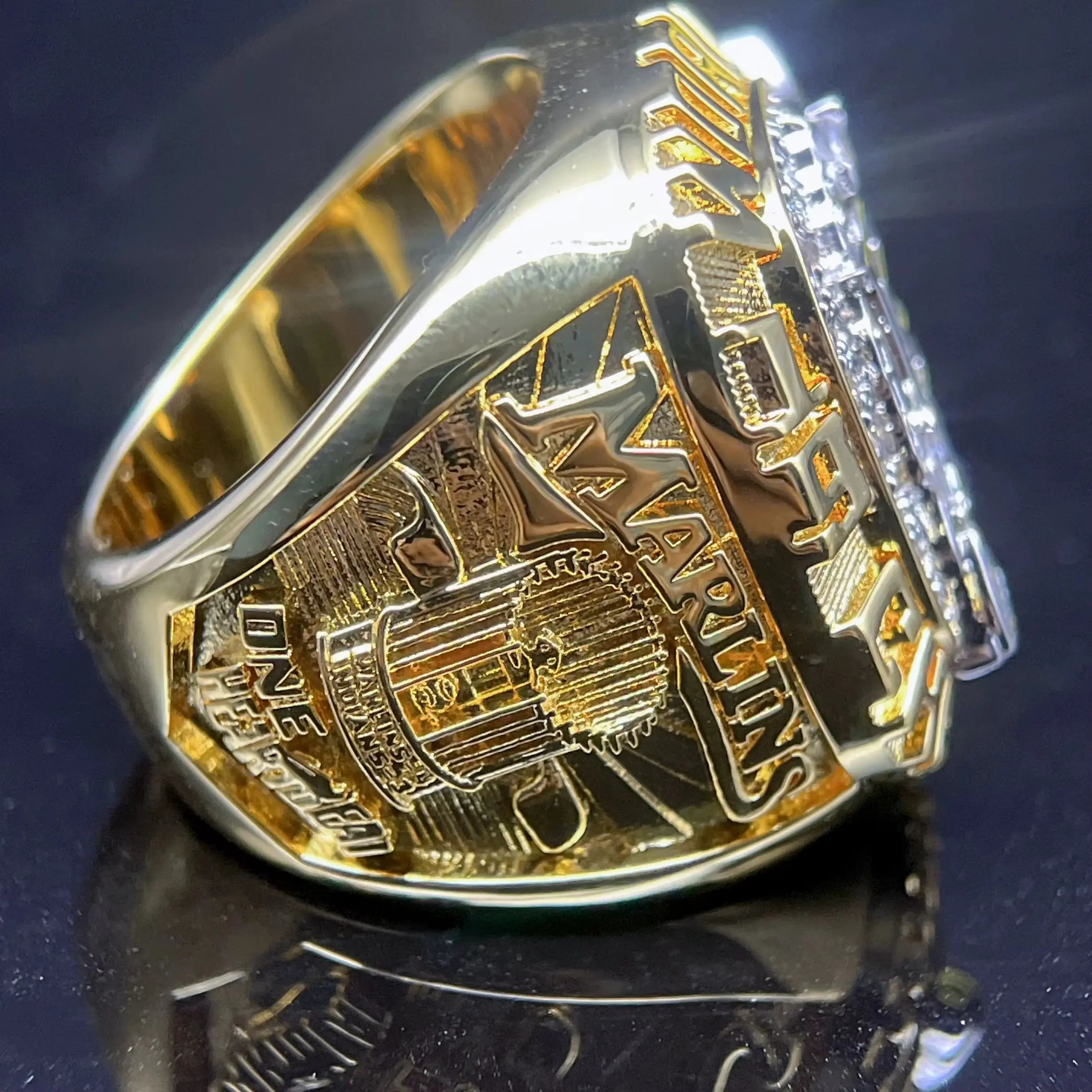 1997 Florida Marlins World Series Championship Ring - Premium Legend Series Ringdom Dynasty